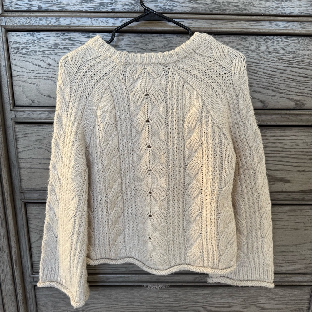 Semi crop sweater